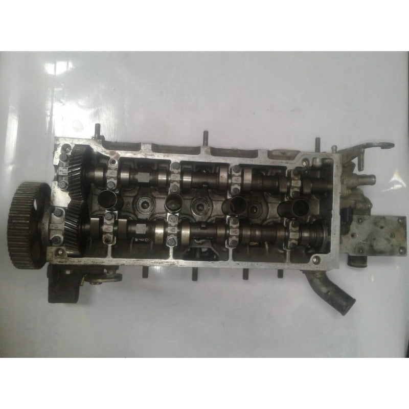 Geely Ck 1.3 cylinder head. Value Without Valve Cover